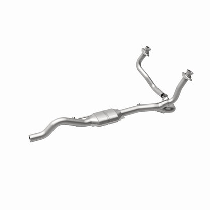 MagnaFlow Direct Fit Catalytic Converter 00-03 Durango 4WD OEM