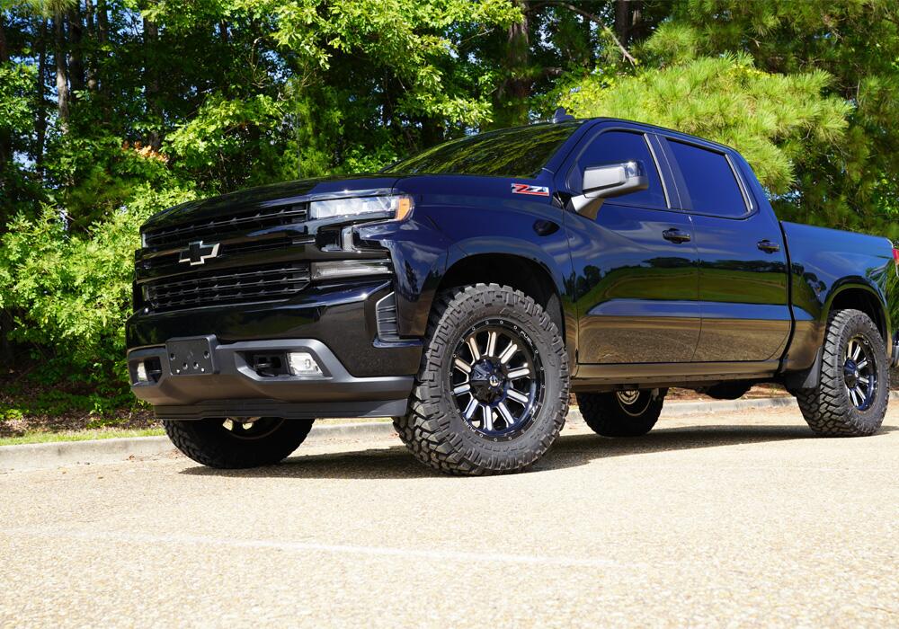 2 Inch GM Leveling Kit- 2019 (New Body Style)-2025 Chevrolet Silverado and GMC Sierra Excludes Trailboss and AT4 models Superlift