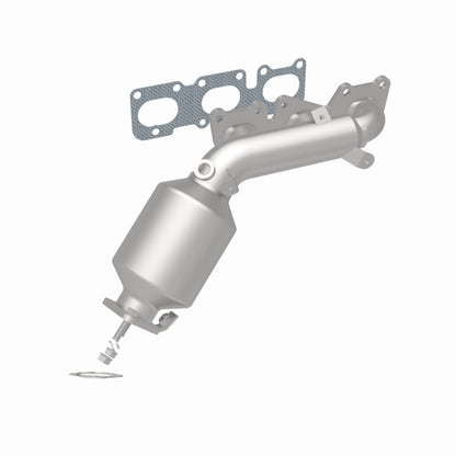 MagnaFlow Direct Fit Catalytic Converter 11-14 Hyundai Genesis V6-3.8L