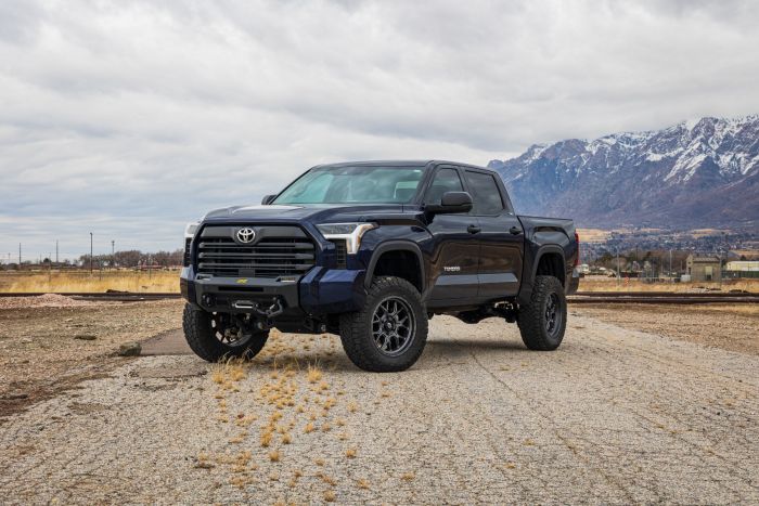 6 Inch MAX3.3 Suspension System 2022-2025 Toyota Tundra W/ Rear Coil Springs 2WD/4WD ReadyLIFT