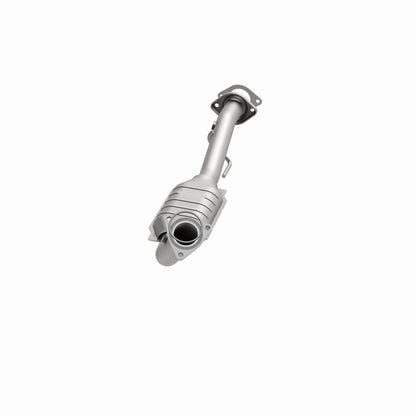MagnaFlow Direct Fit Catalytic Conv 02-06 Cadillac Escalade / 02-06 GM Yukon (Inc Denali) 6.0L P/S