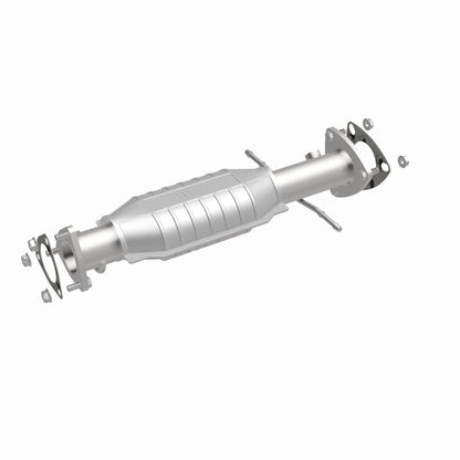 MagnaFlow Direct Fit Catalytic Converter 96-99 S10/Sanoma 4WD 4.3L