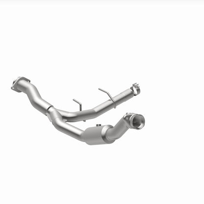 MagnaFlow Direct Fit Catalytic Converter 15-17 Ford Expedition V6 3.5 OEM Underbody