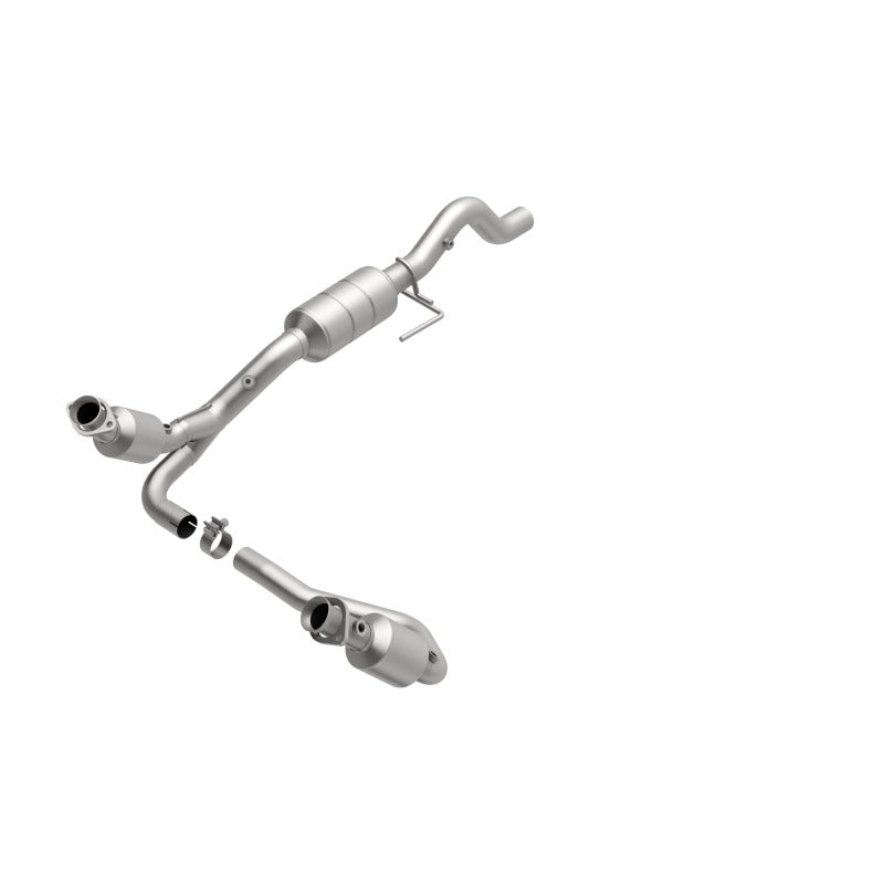 MagnaFlow Direct Fit Catalytic Converter 00-03 Durango 4WD 5.9L