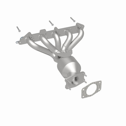 MagnaFlow Direct Fit Catalytic Converter 01-05 Volvo S60 2.4L Manifold