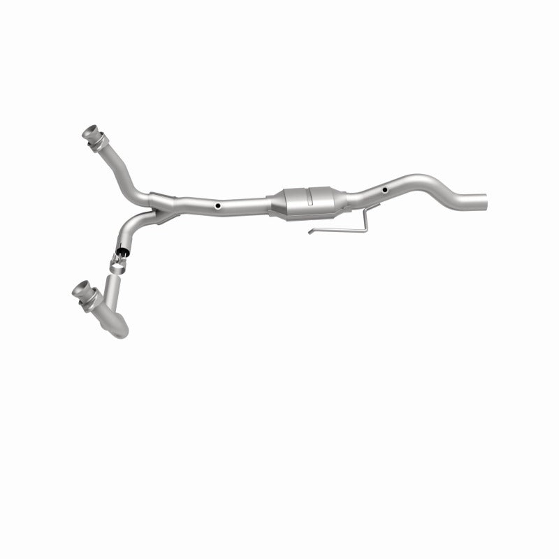 MagnaFlow Direct Fit Catalytic Converter 00-03 Durango 4WD OEM