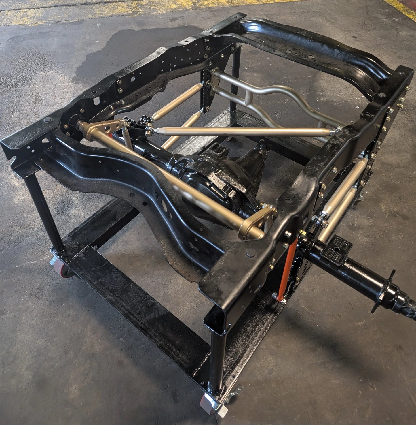 CNCFAB Rear 4 Link Suspension Kit - 7.3/6.0 Powerstroke (1999-2007) - view 4
