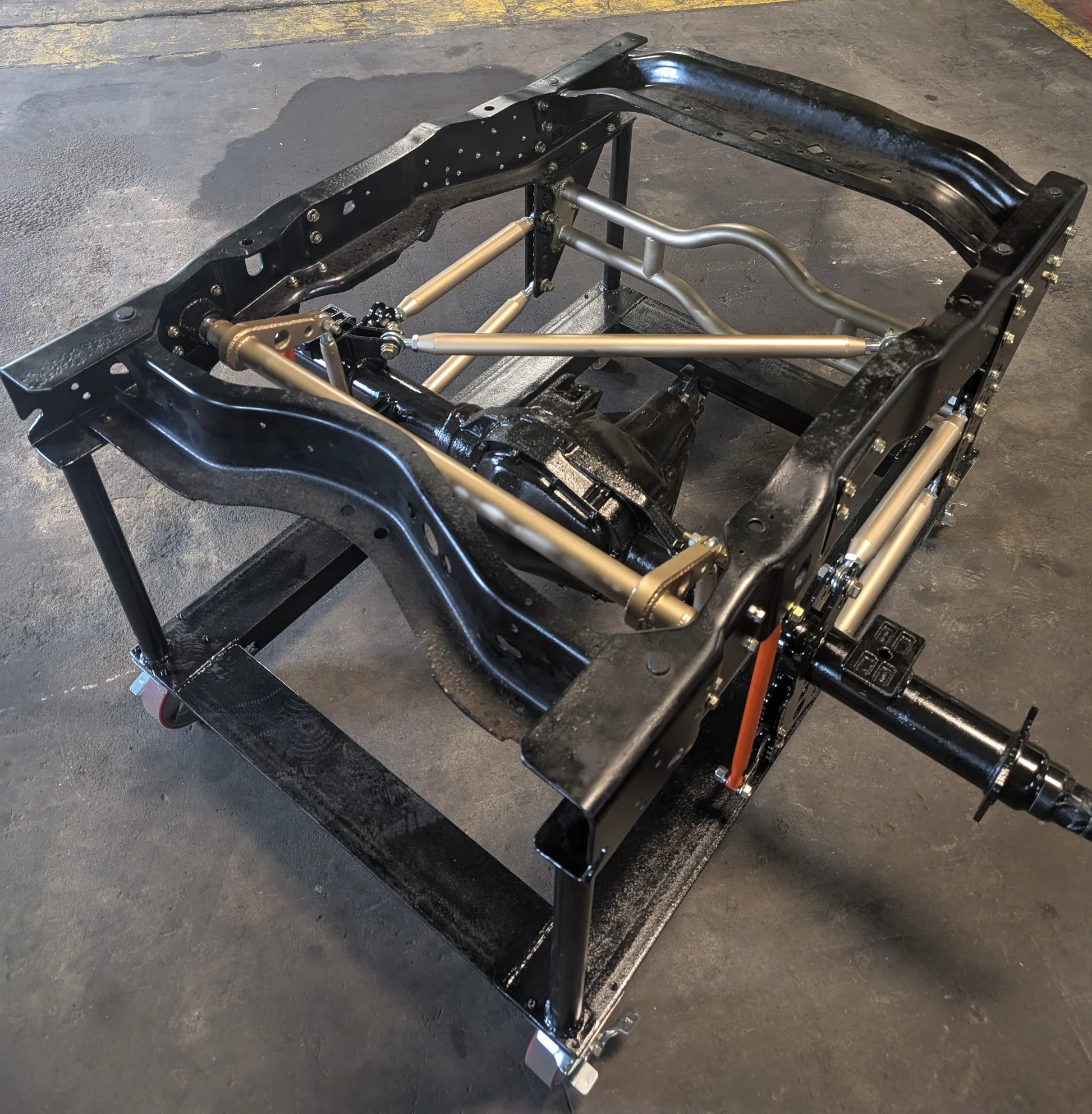 CNCFAB Rear 4 Link Suspension Kit - 7.3/6.0 Powerstroke (1999-2007) - view 4