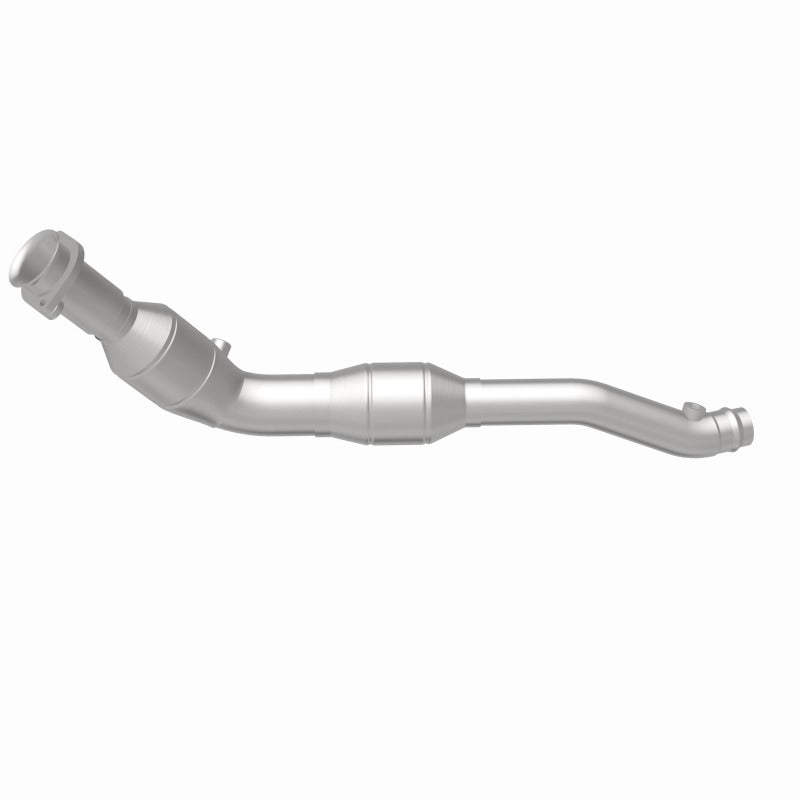 MagnaFlow Direct Fit Catalytic Converter 2014-2016 Land Rover LR4 V6 3 OEM Underbody