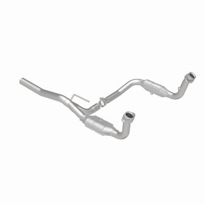 MagnaFlow Direct Fit Catalytic Converter 07-11 Dodge Nitro 4.0L