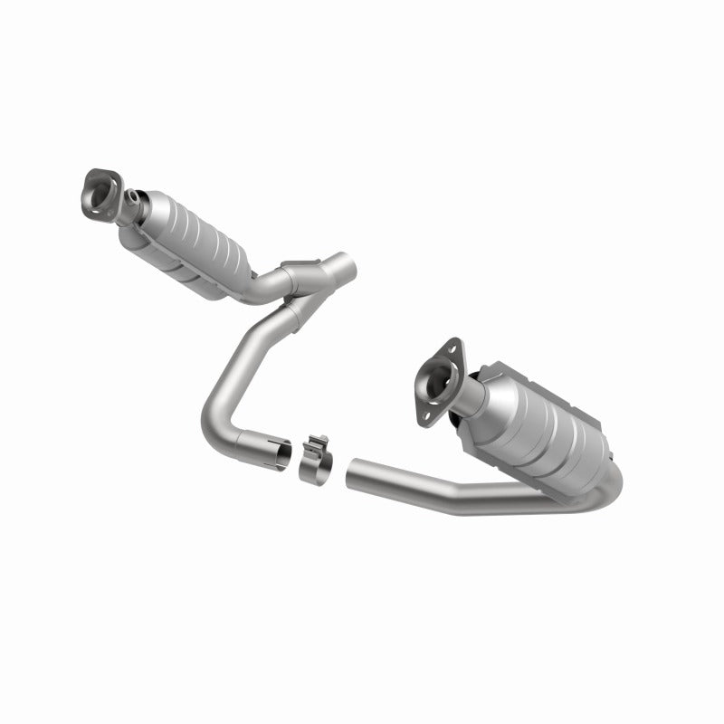 MagnaFlow Direct Fit Catalytic Conv 05-06 Dodge Dakota/2006 Mitsubishi Raider 3.7L Y-Pipe Assembly
