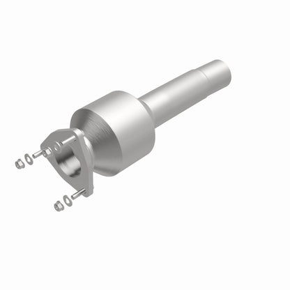 MagnaFlow 15-17 Discovery Sport L4 2 OEM Underbody Direct Fit Converter