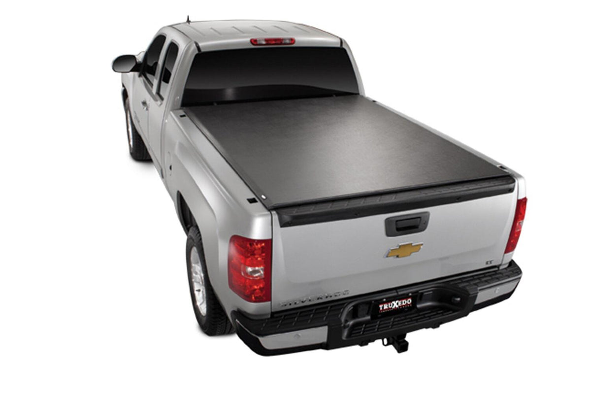 Lo Pro Tonneau Cover Black 1999-2006 (2007 Classic) Silverado/Sierra 1500 6 Foot 6 Inch Bed Truxedo