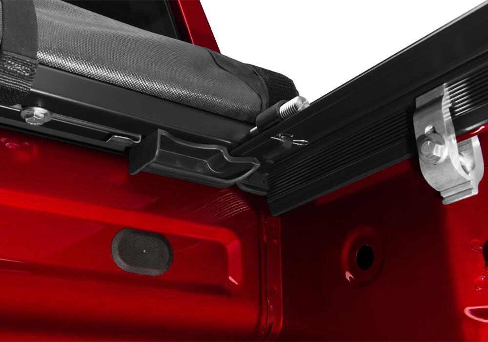 Lo Pro Tonneau Cover Black 2015-2022 Colorado/Canyon 6 Foot 2 Inch Bed Truxedo
