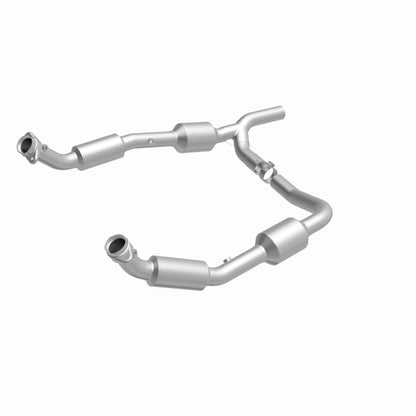 MagnaFlow Direct Fit Catalytic Converter 2008+ Ford E-150 4.6L
