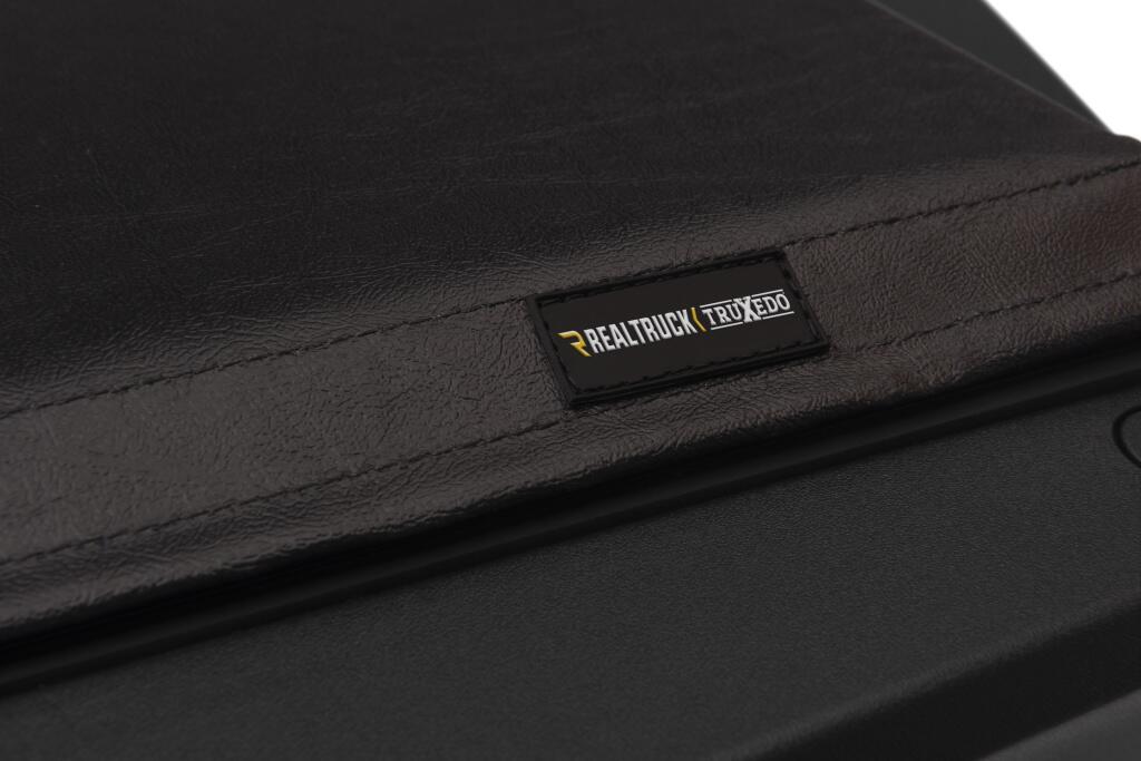 Lo Pro Tonneau Cover Black 2002-2013 Chevy Avalanche Truxedo