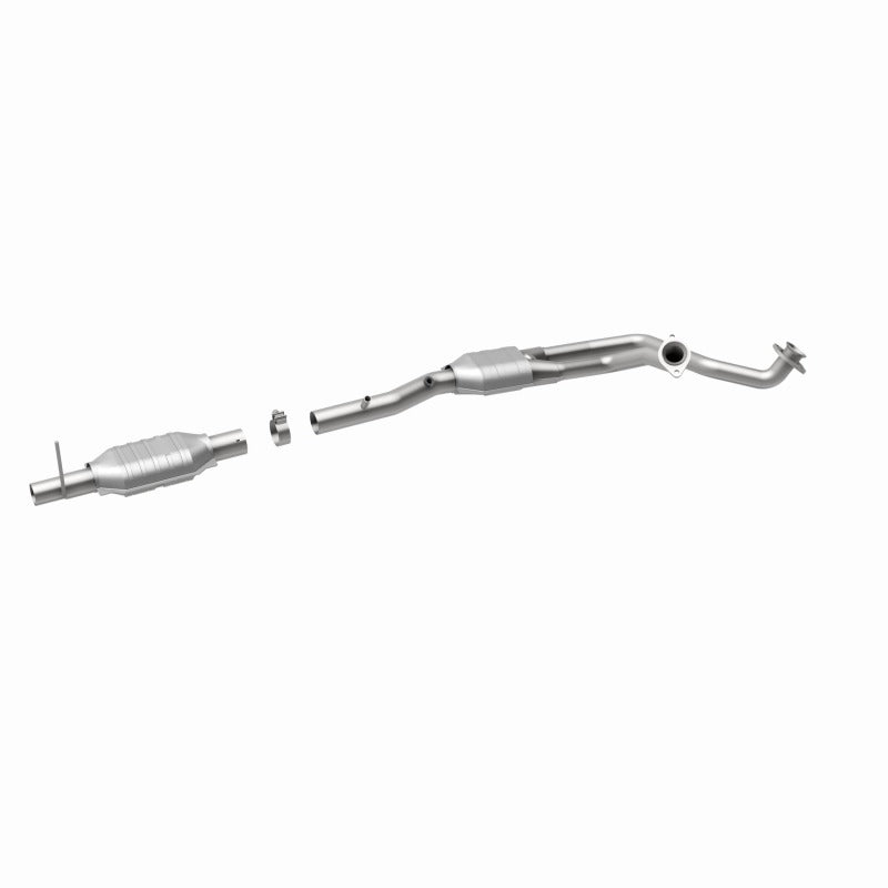 MagnaFlow Direct Fit Catalytic Converter 96 Ford F-150 4.9L I-6