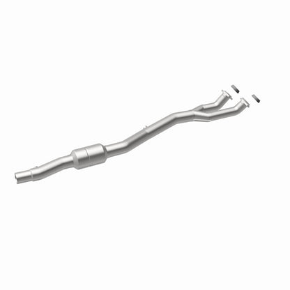MagnaFlow Direct Fit Catalytic Converter 97-98 BMW 540I / 97-98 740I / 96-98 740IL 4.4L D/S