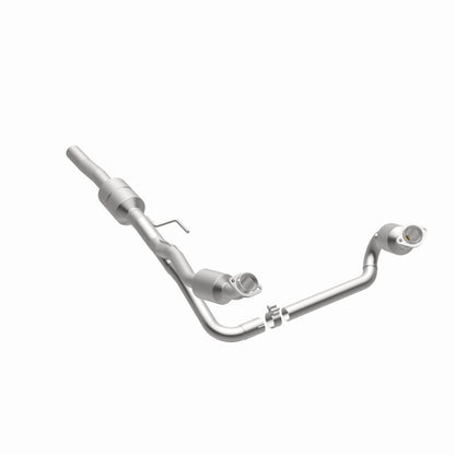 MagnaFlow Direct Fit Catalytic Converter 02-03 Dodge Durango