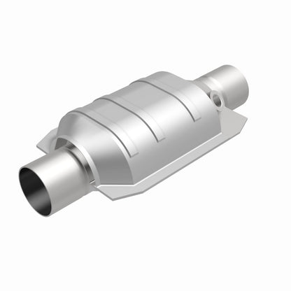 MagnaFlow Universal Catalytic Converter 2.25 Rear with O2