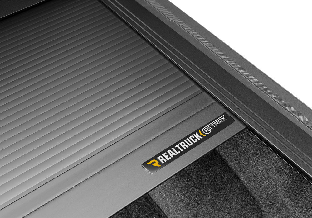 RetraxOne MX Retractable Tonneau Cover Matte One Piece Polycarbonate Finish 2021-2026 Ford F-150 5' 7 inch Bed (Includes Lightning) without Stake Pockets
