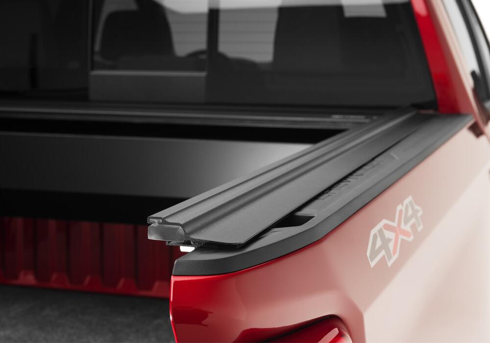 RetraxOne MX Retractable Tonneau Cover Matte One Piece Polycarbonate Finish 2019-2026 Silverado/Sierra (without CarbonPro Bed) 5' 9 inch Bed without Stake Pockets Standard Rails