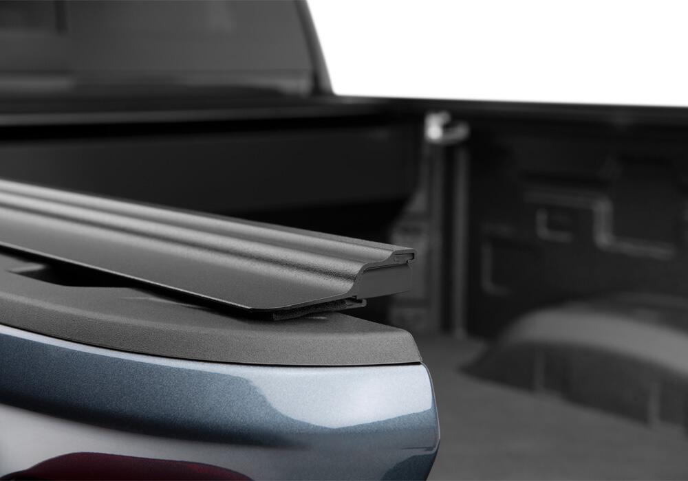 RetraxOne MX Retractable Tonneau Cover Matte One Piece Polycarbonate Finish 2020-2026 Silverado/Sierra 2500 HD/3500 HD 6' 9 inch Bed without Stake Pockets Standard Rails