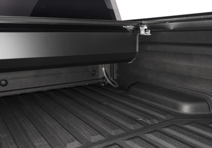 RetraxOne MX Retractable Tonneau Cover Matte One Piece Polycarbonate Finish 2017-2025 Honda Ridgeline without Stake Pockets