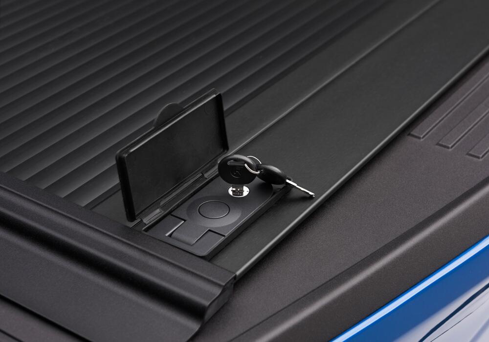 RetraxOne MX Retractable Tonneau Cover Matte One Piece Polycarbonate Finish 2004-2024 Nissan Titan Crew Cab 5' 7 inch Bed with or without Utili-Track System without Stake Pockets