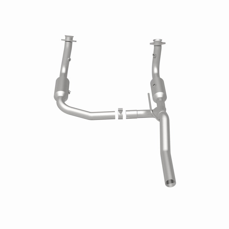 MagnaFlow Direct Fit Catalytic Converter 2009-2012 Dodge Nitro 3.7L Underbody