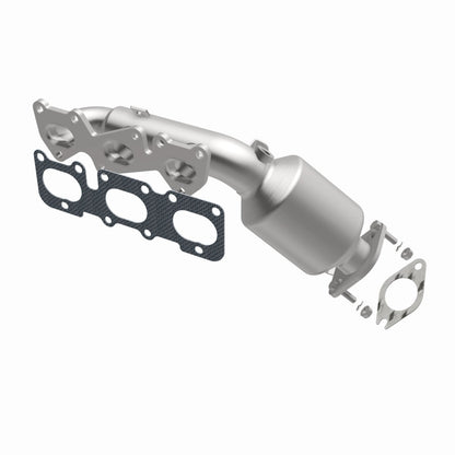 MagnaFlow Direct Fit Catalytic Converter 11-14 Hyundai Genesis V6-3.8L