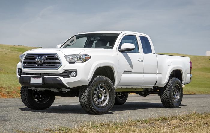 2.5 Inch SST2.1 Suspension System 2005-2023 Toyota Tacoma TRD / SR5 / Rock Warrior ReadyLIFT