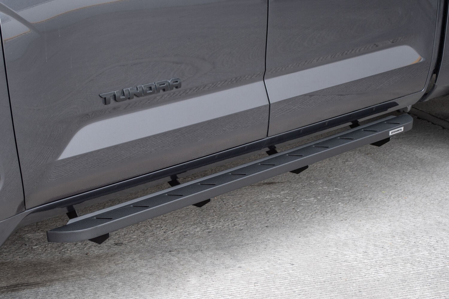 RB10 Slim Line Running Boards With Mounting Brackets Textured Black 2022-2026 Toyota Tundra Go Rhino