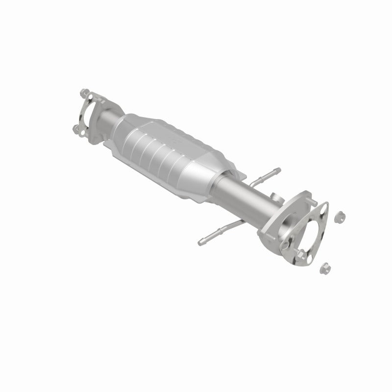 MagnaFlow Direct Fit Catalytic Converter 96-99 S10/Sanoma 4WD 4.3L