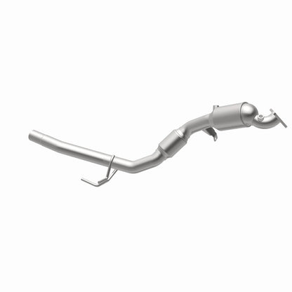 MagnaFlow Direct Fit Catalytic Converter 11-15 Volkswagen Touareg V6 3.6 OEM Underbody