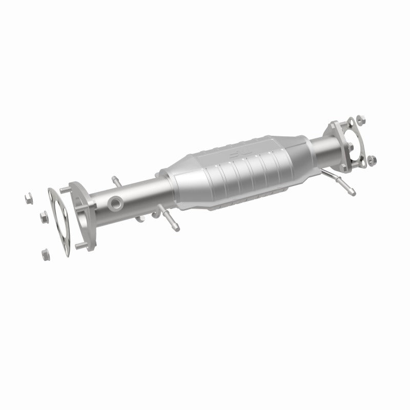 MagnaFlow Direct Fit Catalytic Converter 96-99 S10/Sanoma 4WD 4.3L
