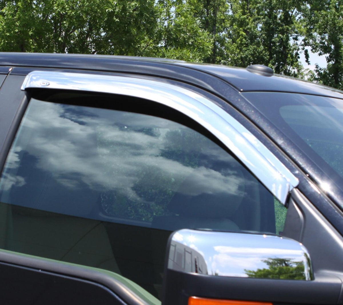 Ventvisor Deflector for 1999-2007 Silverado/Sierra 1500 Chrome Outside Mount 2 Piece AVS