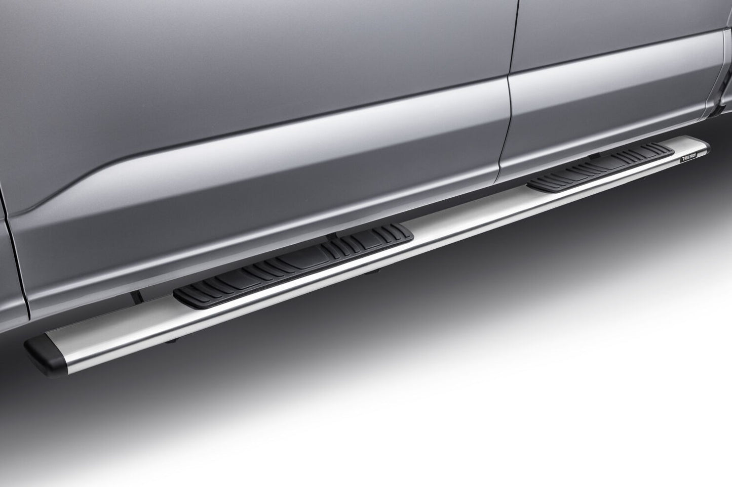 5 Inch OE Xtreme Low Profile SideSteps With Mounting Bracket Kit Polished Stainless Steel 2015-2026 Ford F-150/ F-250/F-350 Go Rhino