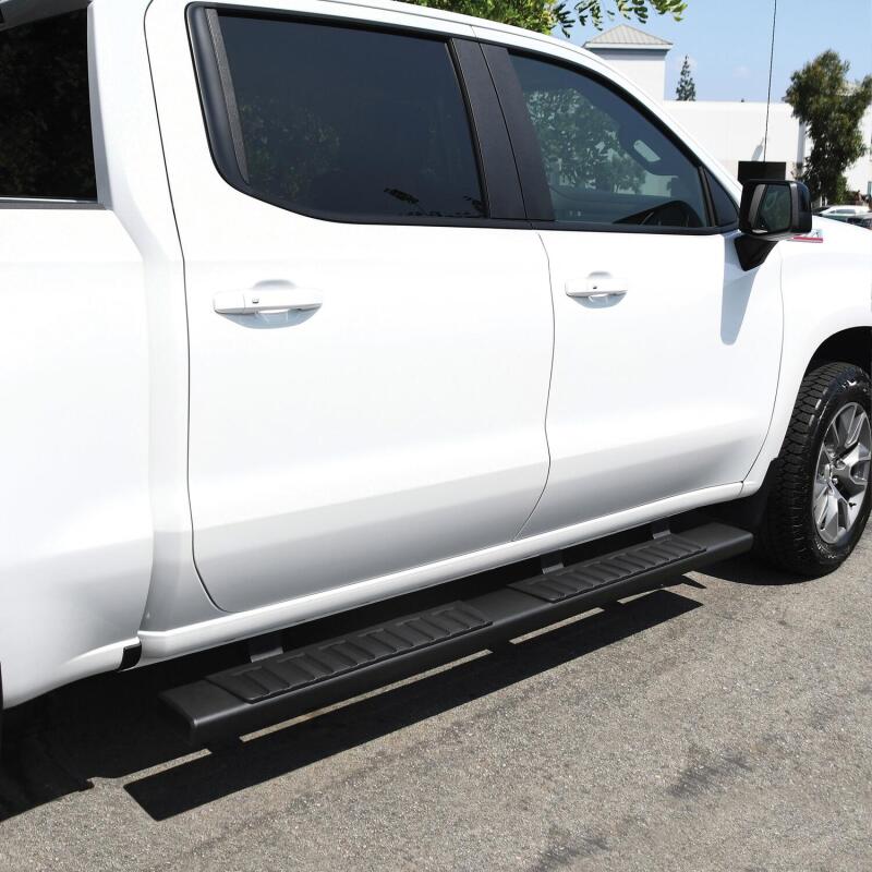 Westin 2019-2026 Chevrolet Silverado/Sierra 1500 Crew Cab R7 Nerf Step Bars - Black