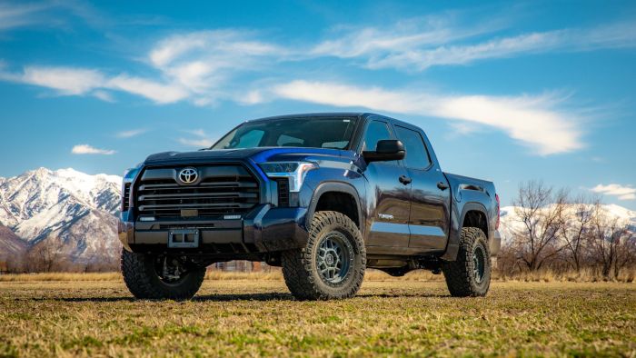 3 Inch SST Lift Kit 2022-2025 Toyota Tundra 2WD/4WD ReadyLIFT