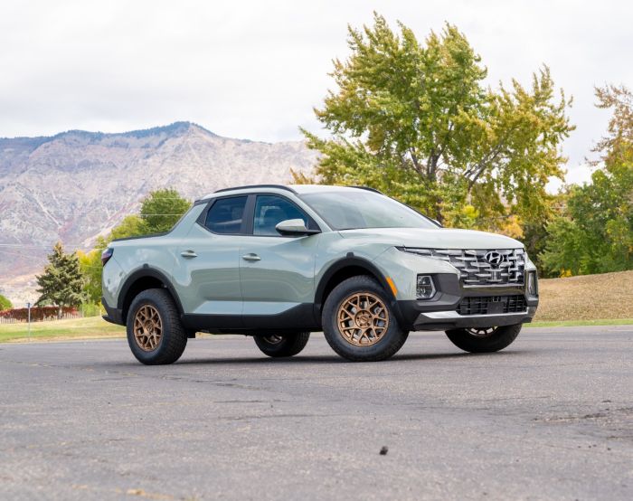 2.0 Inch SST Lift Kit Hyundai Santa Cruz AWD 2022-2023 ReadyLIFT