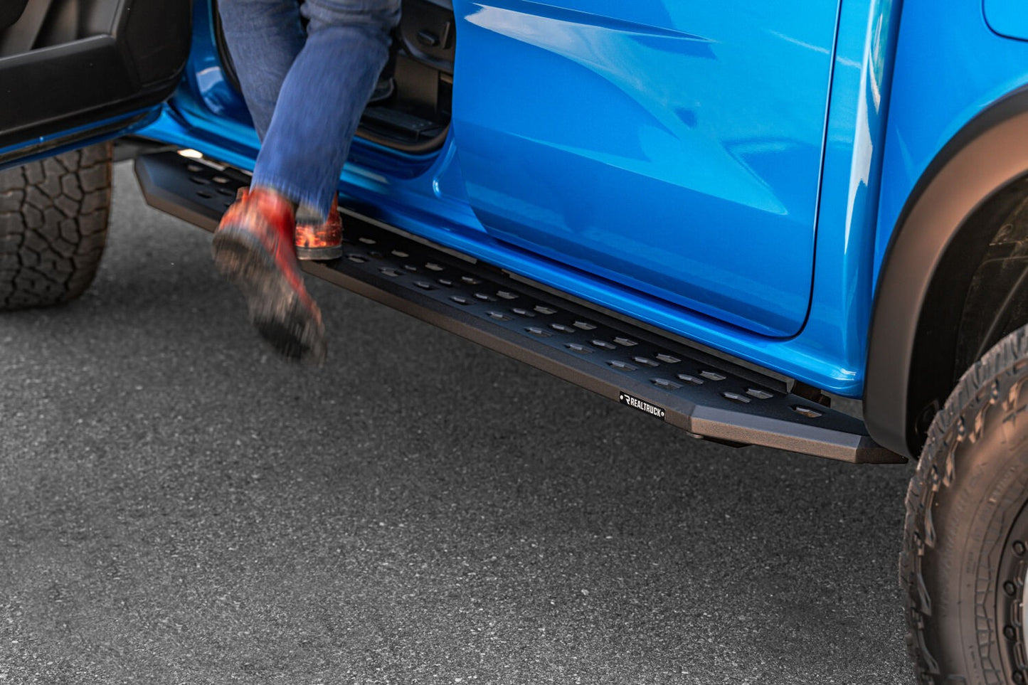 RB20 Running Boards With Mounting Brackets Textured Black 2019-2026 Ford Ranger Go Rhino