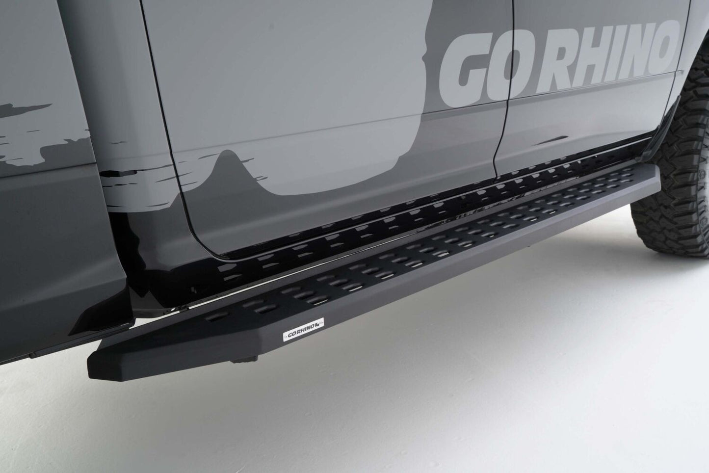 RB20 Running Boards With Mounting Brackets Textured Black 2015-2018 Ram 1500 Go Rhino