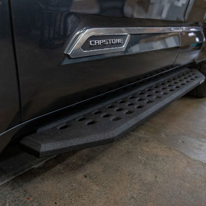 RB20 Running Boards Complete Kit Black : RB20 Running board + Brackets Protective Bedliner coating 2023-2026 Toyota Sequoia Go Rhino