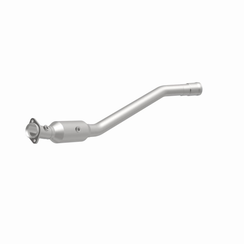 MagnaFlow Direct Fit Catalytic Converter 13-14 Mercedes-Benz GL450 V8 4.6 OEM Underbody