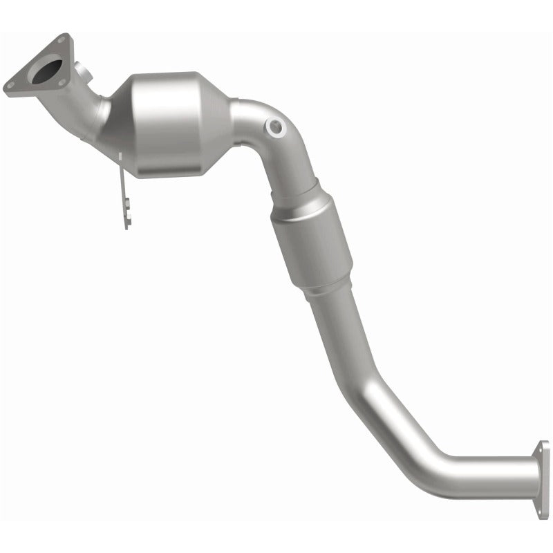 MagnaFlow Direct Fit Catalytic Converter 07 VW Touareg 3.6L Rear close