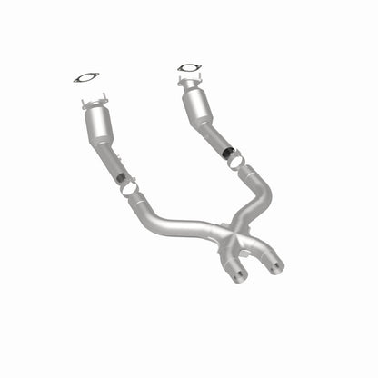 MagnaFlow Direct Fit Catalytic Converter California Grade 2011 Ford Mustang 5.0L