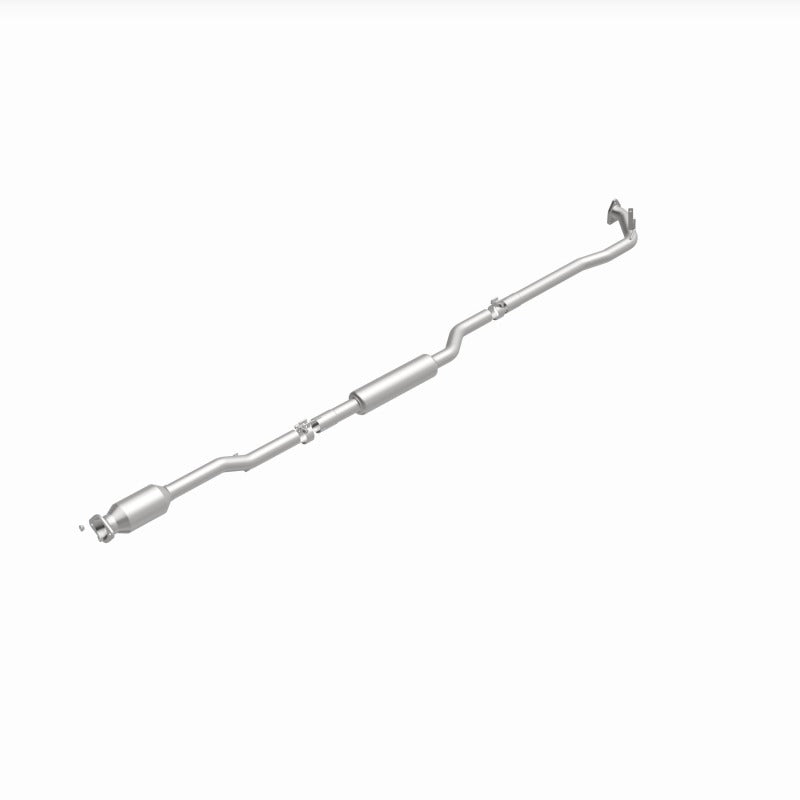 MagnaFlow 14-18 Mitsubishi Outlander Underbody 2.4L AWD Direct Fit Catalytic Converter