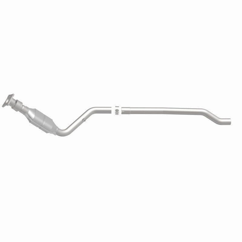 MagnaFlow Direct Fit Catalytic Converter 96-00 Caravan 3.0L