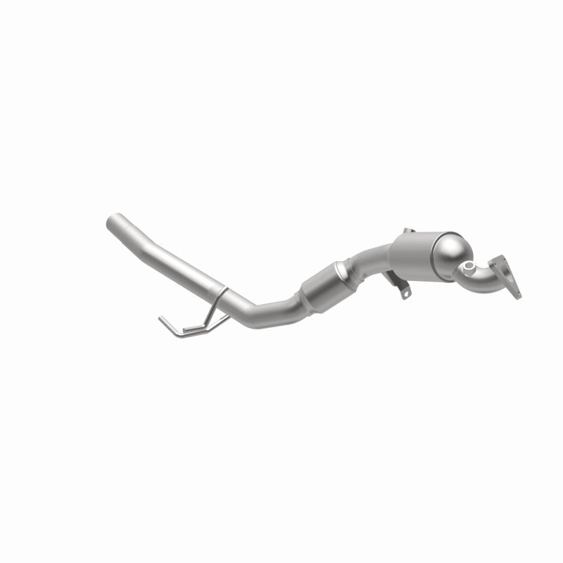 MagnaFlow Direct Fit Catalytic Converter 11-15 Volkswagen Touareg V6 3.6 OEM Underbody